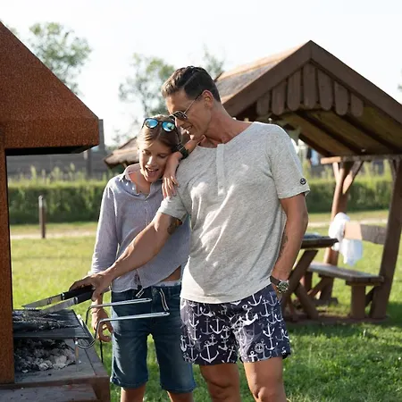 فندق Marina Azzurra 4*