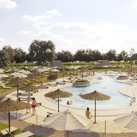 Marina Azzurra 4* لينانو سابيادورو