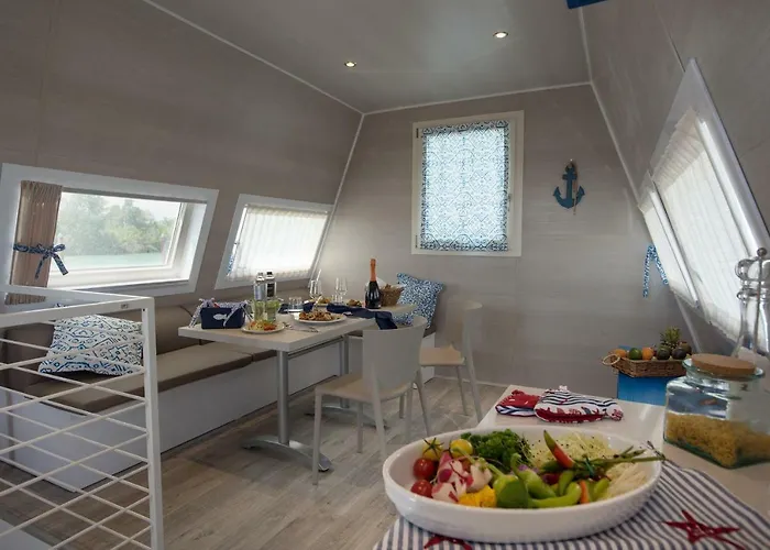 Marina Azzurra Hotel 4*